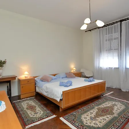 Apartment Boris 2161 Pula